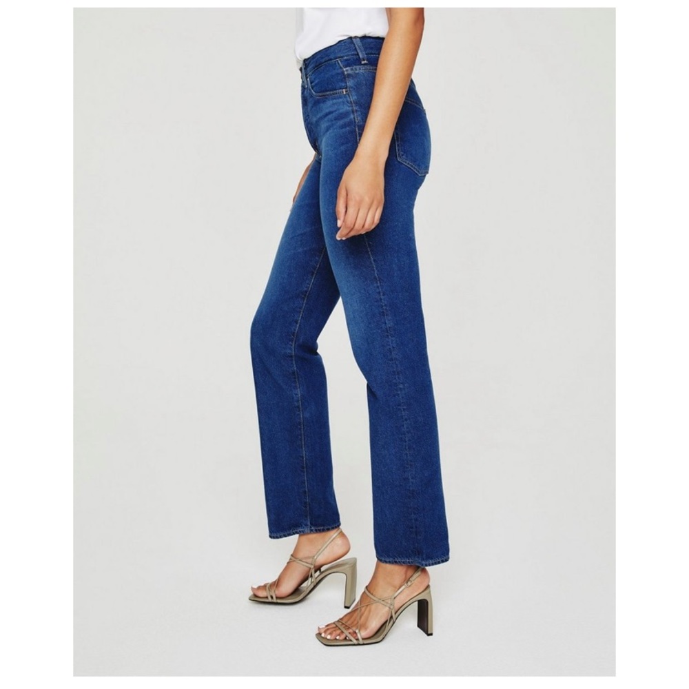 NWT AG Alexxis size 27 straight Jean.